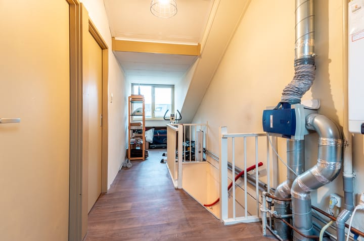 Photo 27 of Tuinfluiterstraat 8