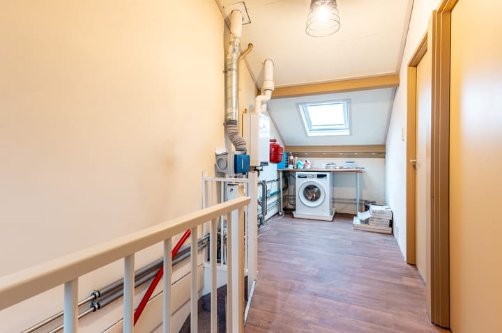 Photo 28 of Tuinfluiterstraat 8