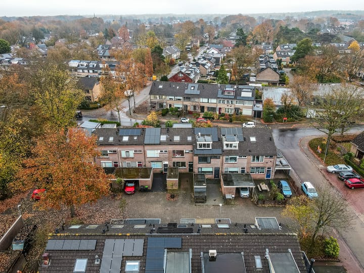 Photo 38 of Tuinfluiterstraat 8