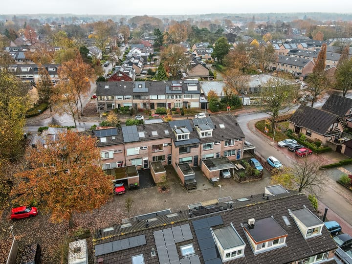 Photo 39 of Tuinfluiterstraat 8