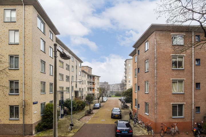 Foto 15 van Van Reigersbergenstraat 53-1