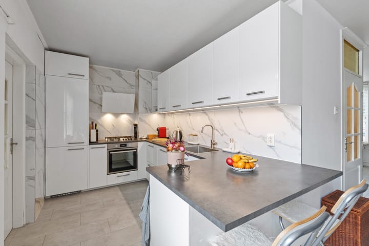 Photo 3 of Isabelladonk 40