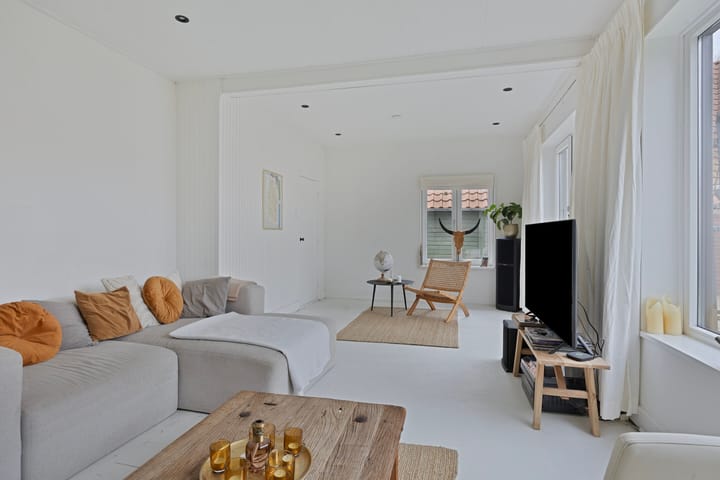 Photo 4 of Langeslag 37