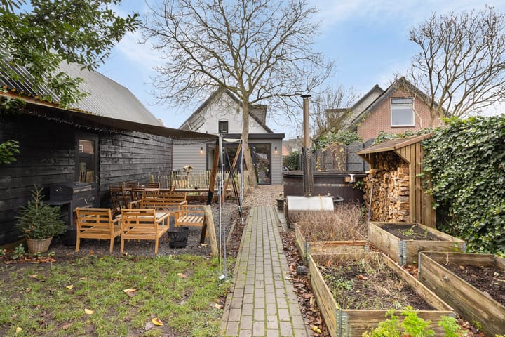 Photo 30 of Langeslag 37