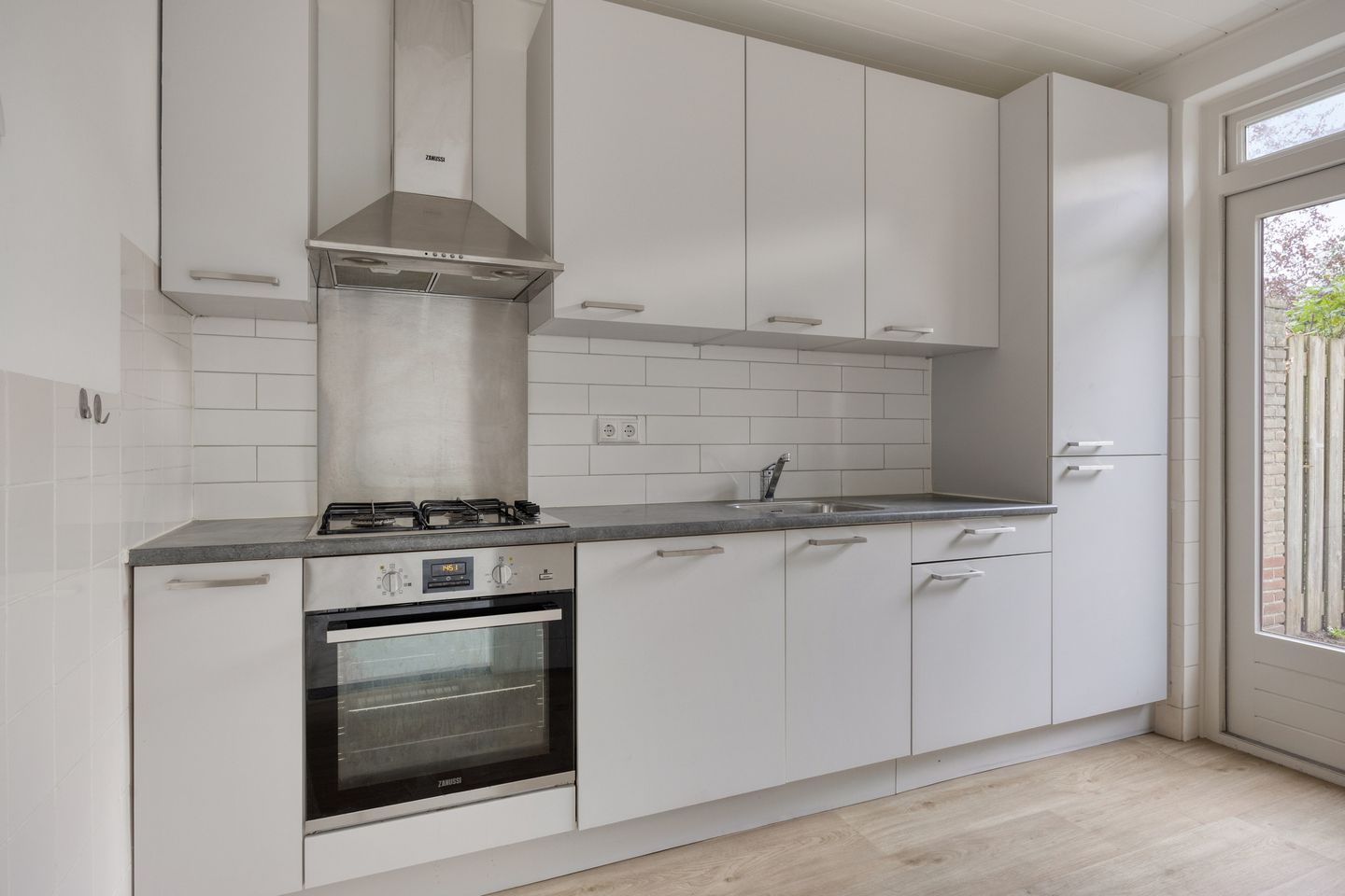 Foto 4 van Van Limburg Stirumstraat 32