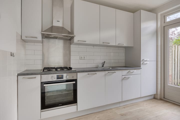 Foto 4 van Van Limburg Stirumstraat 32