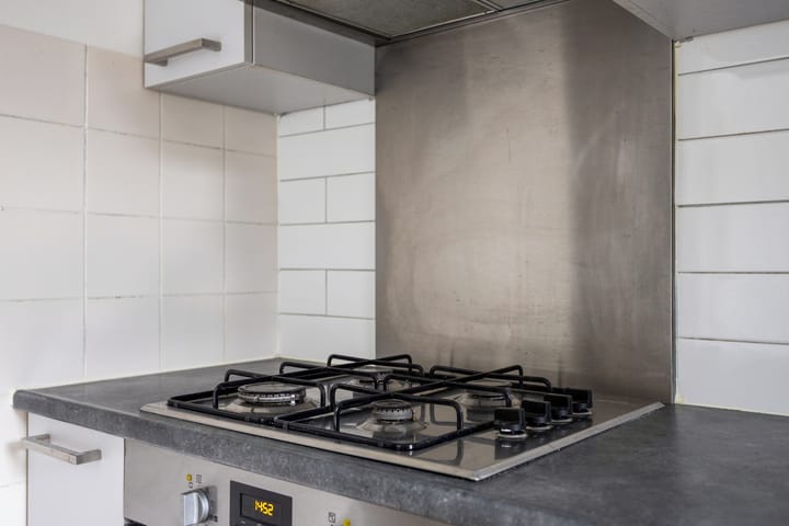 Foto 15 van Van Limburg Stirumstraat 32