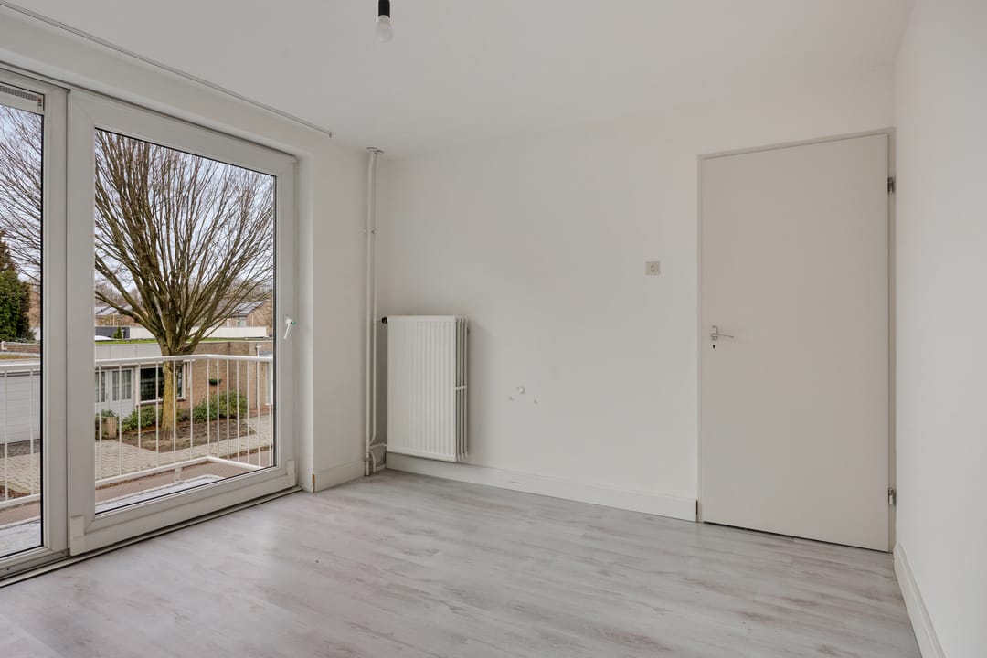 Foto 26 van Van Limburg Stirumstraat 32