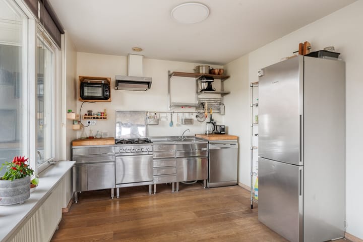 Photo 16 of Prins Hendrikstraat 79