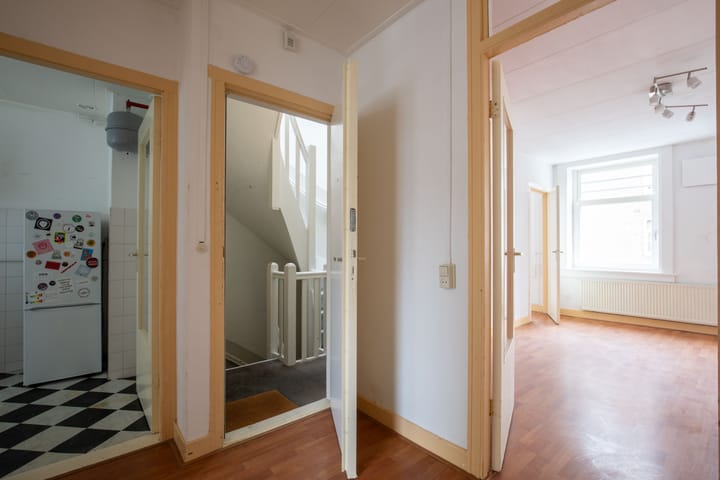 Photo 7 of Balboastraat 38-2