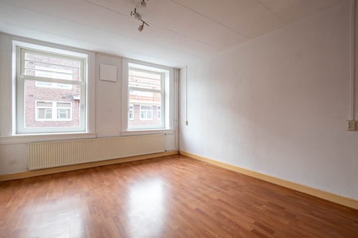 Photo 8 of Balboastraat 38-2