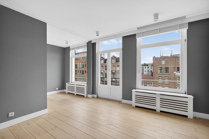 Photo 4 of Frederik Hendrikstraat 130-3