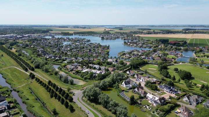 Photo 42 of Noordoordplaat 34