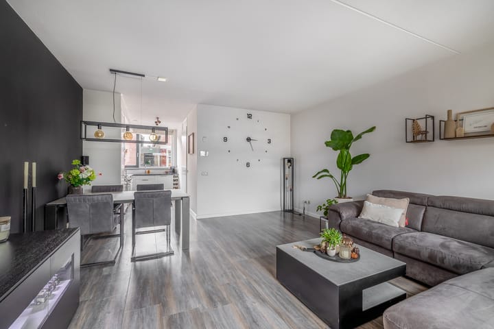 Photo 9 of Dorpsstraat 31