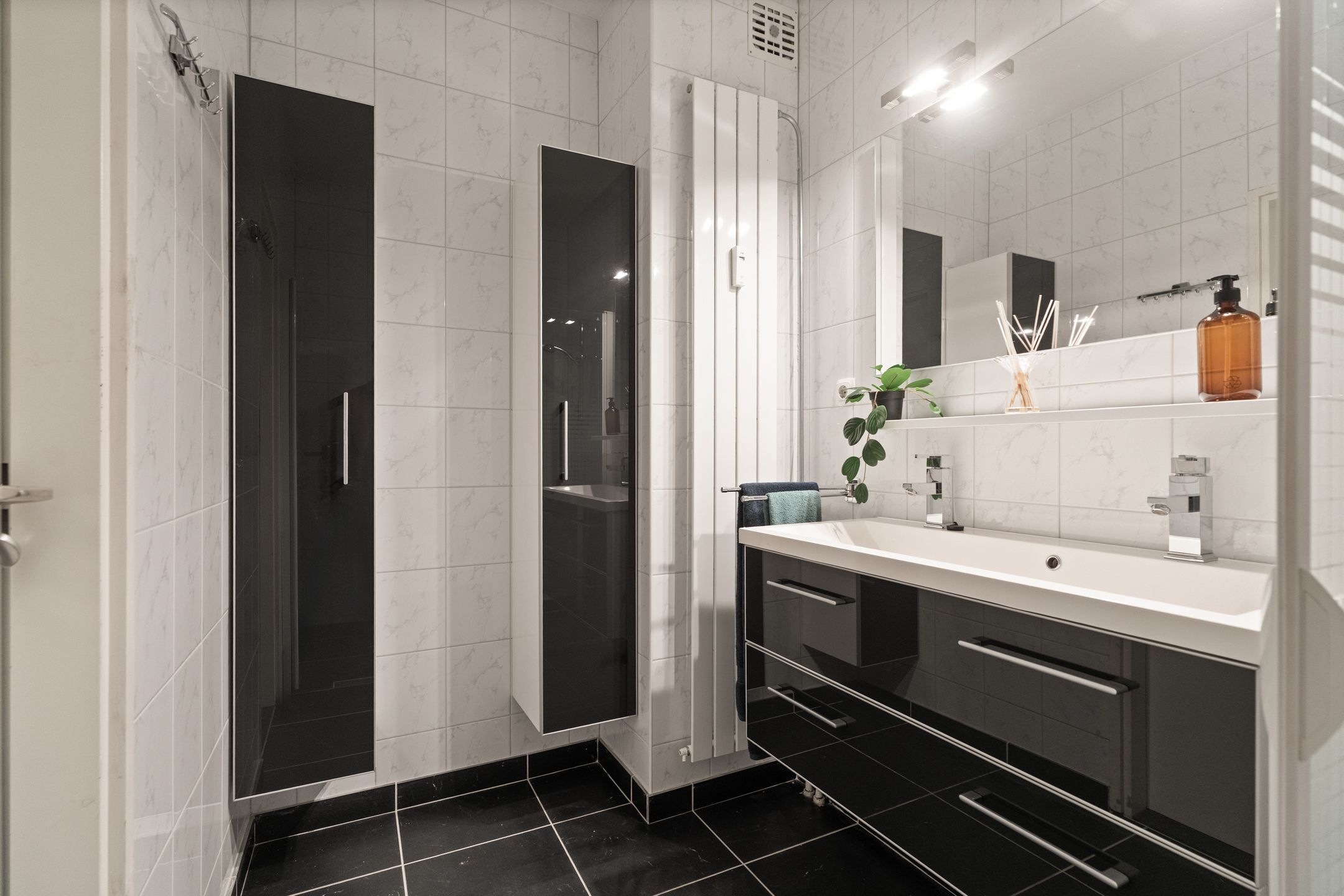 Photo 48 of Utrechtseweg 145-125