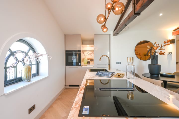 Foto 12 van Denneweg 10-2