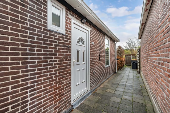 Foto 9 van Dorpsstraat 892