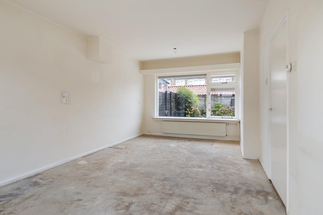 Photo 2 of Van Nijenrodestraat 33