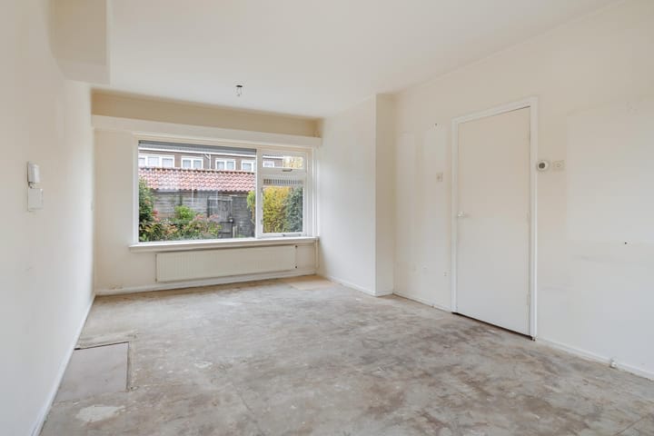 Photo 3 of Van Nijenrodestraat 33