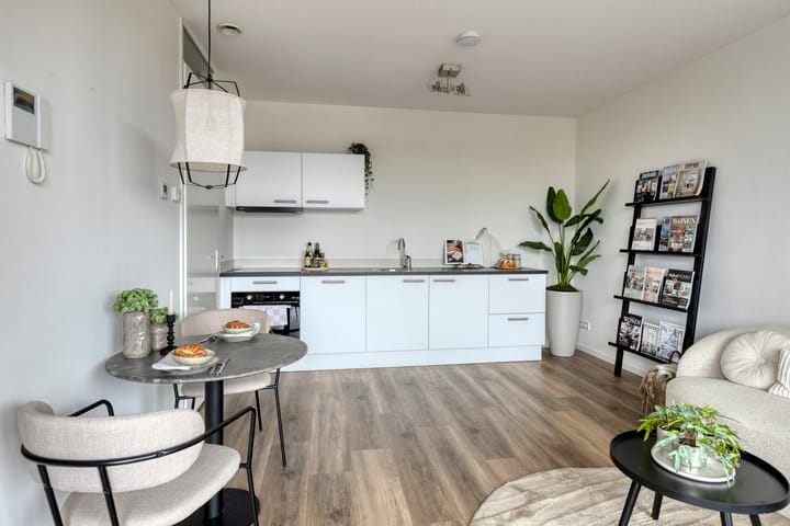 Photo 8 of Zuiderzeestraat 95