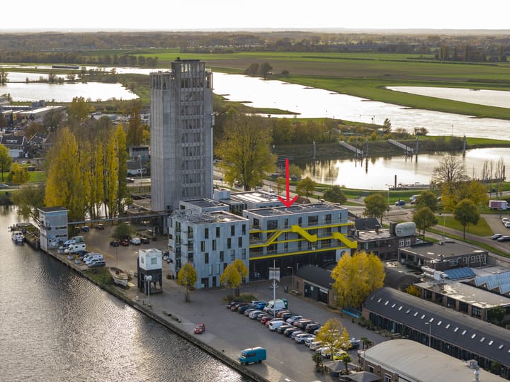 Photo 2 of Zuiderzeestraat 95