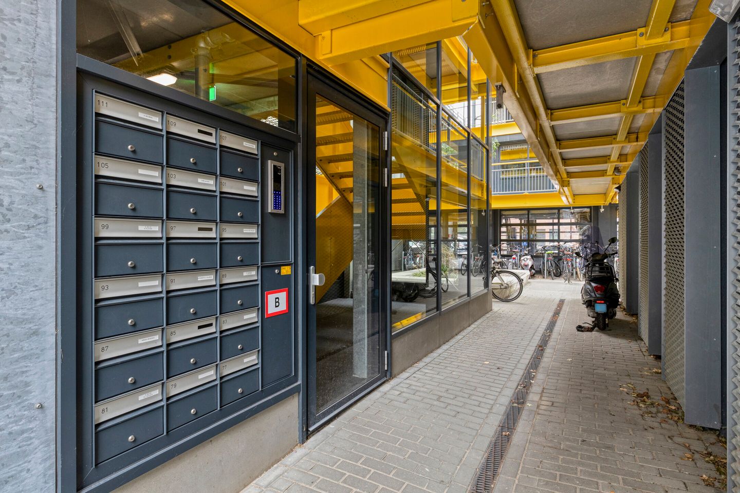 Foto 4 van Zuiderzeestraat 95