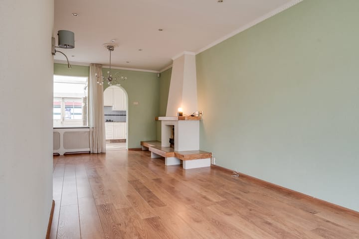 Foto 8 van Julianalaan 37