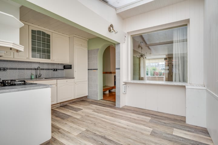 Foto 15 van Julianalaan 37