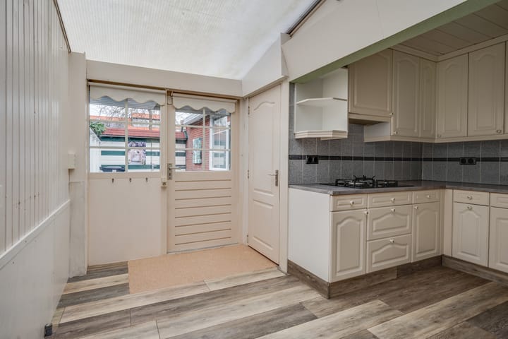 Foto 18 van Julianalaan 37