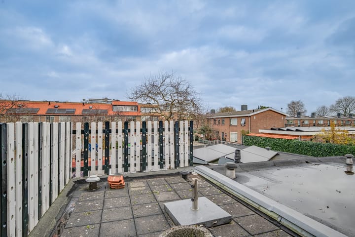 Foto 28 van Julianalaan 37