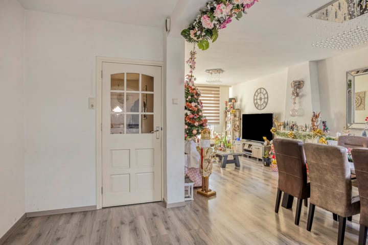 Foto 9 van Burgemeester Wilmarstraat 3