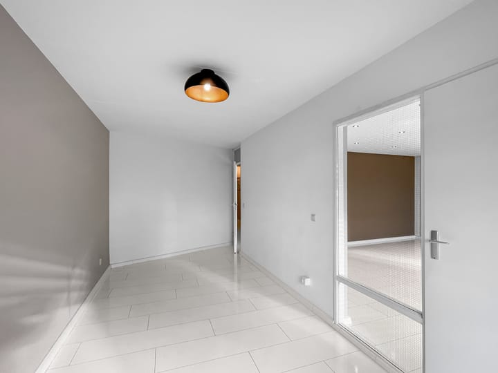 Photo 17 of Noordeinde 295