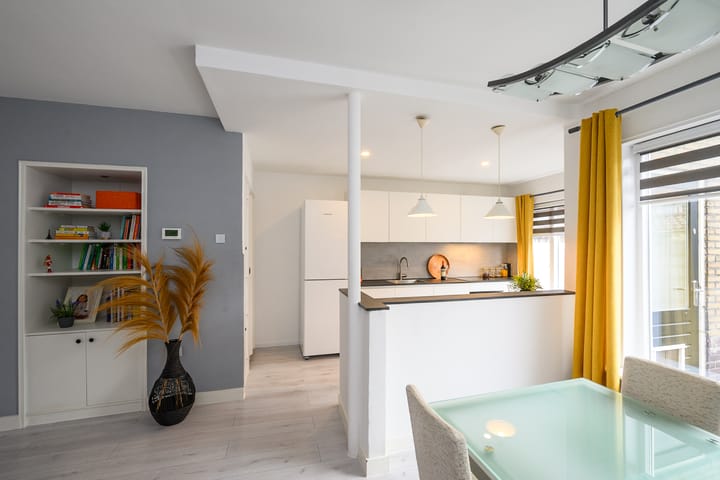 Photo 7 of Bellstraat 8