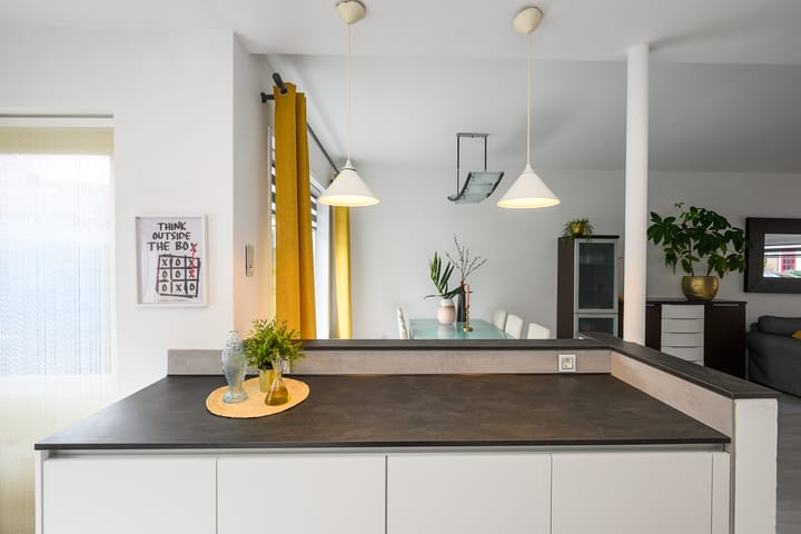 Photo 11 of Bellstraat 8