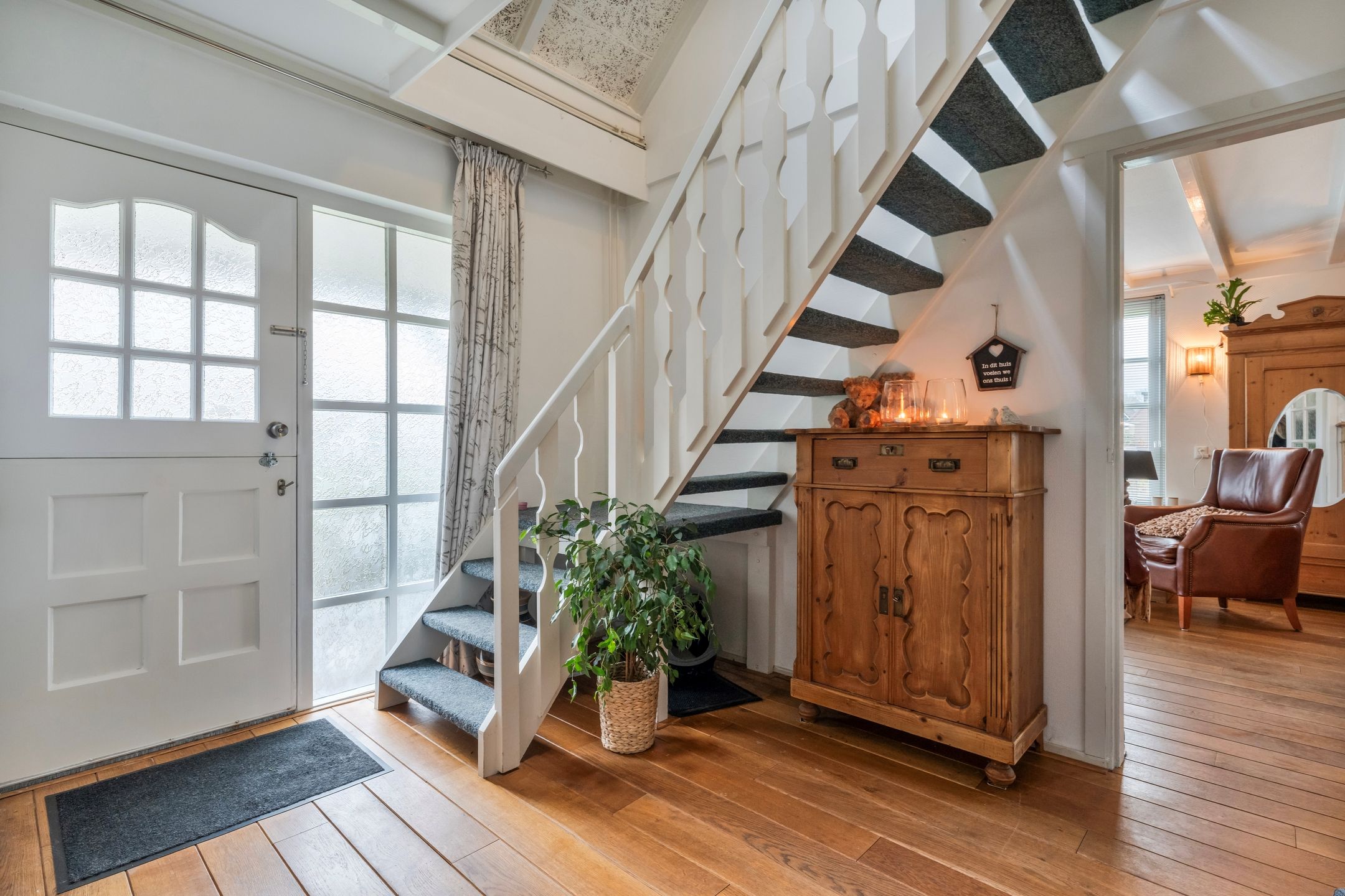 Foto 9 van Parallelweg 78