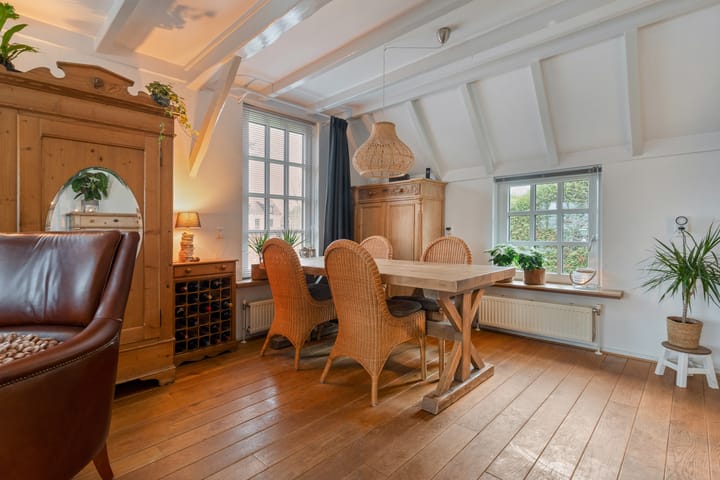 Foto 15 van Parallelweg 78