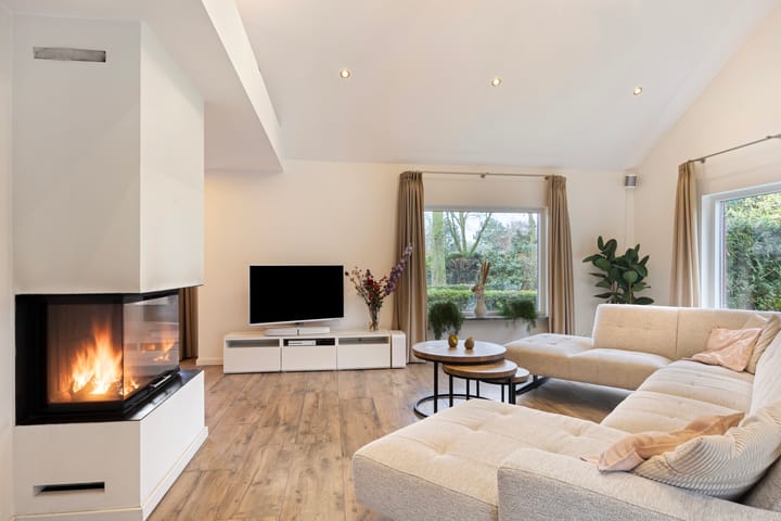 Photo 2 of Heilige Stoel 6705