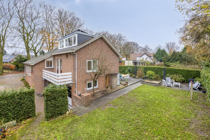 Photo 4 of Heilige Stoel 6705