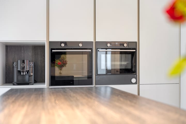 Photo 12 of Heilige Stoel 6705