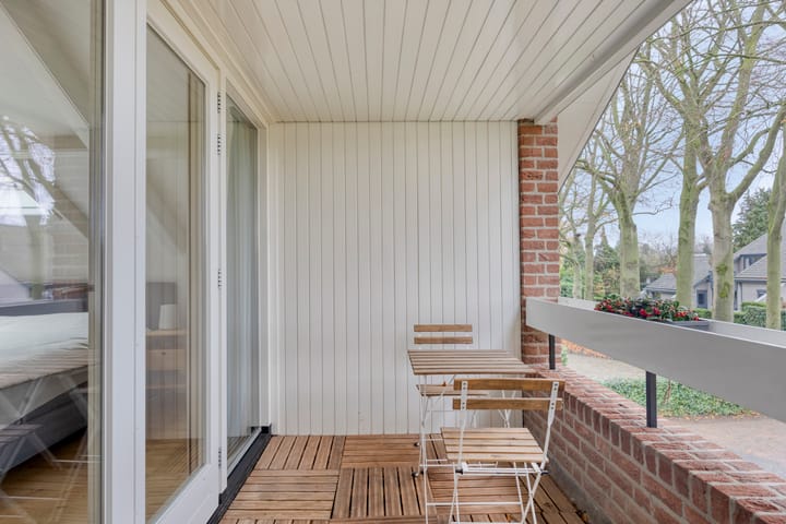 Photo 29 of Heilige Stoel 6705