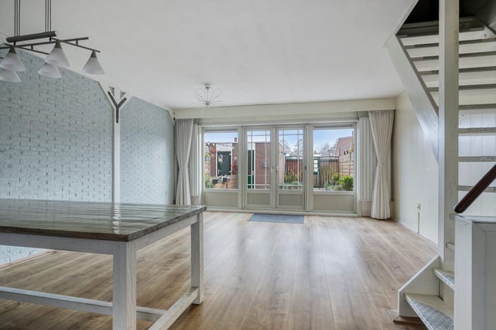 Photo 9 of Bosgouw 244