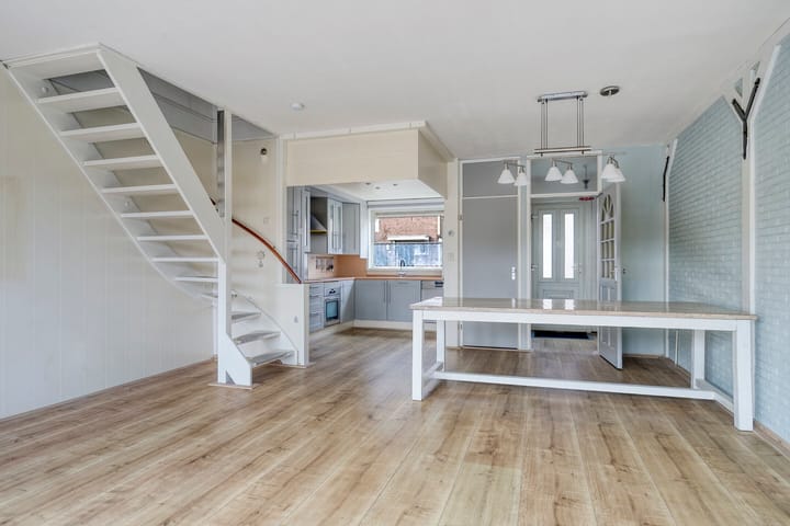 Photo 12 of Bosgouw 244