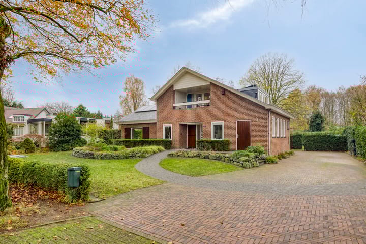 Photo 57 of Heilige Stoel 6705