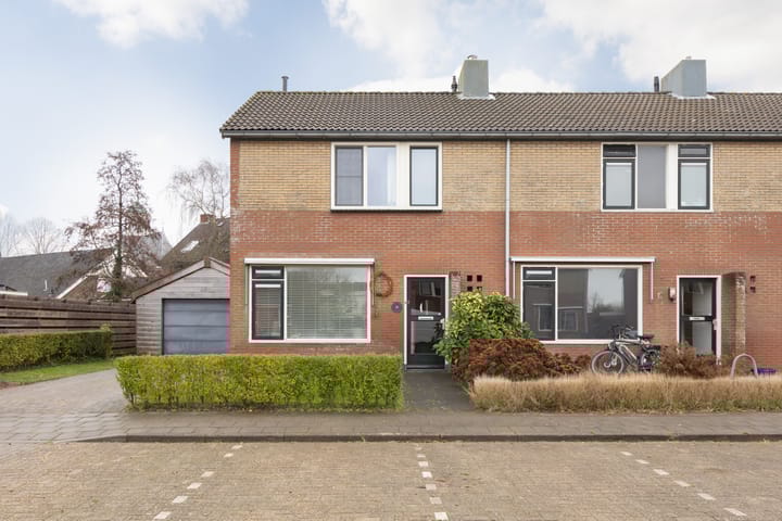 Foto 2 van Meester de Vriesstraat 31