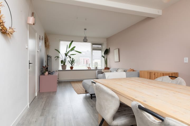 Foto 10 van Meester de Vriesstraat 31