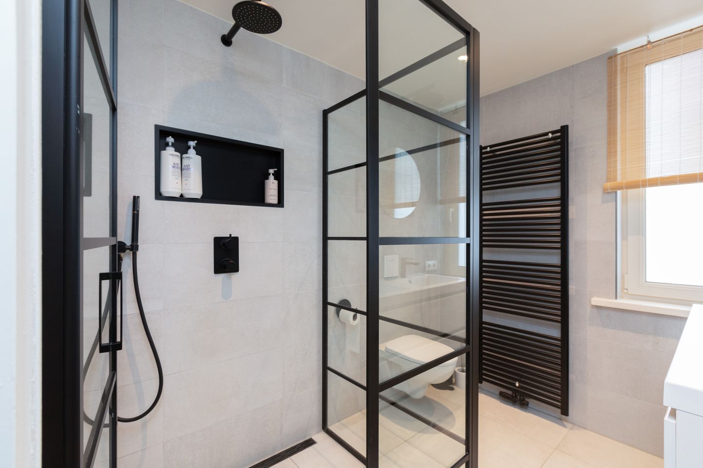 Foto 29 van Meester de Vriesstraat 31