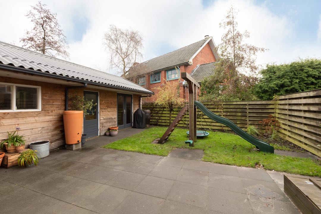 Foto 37 van Meester de Vriesstraat 31