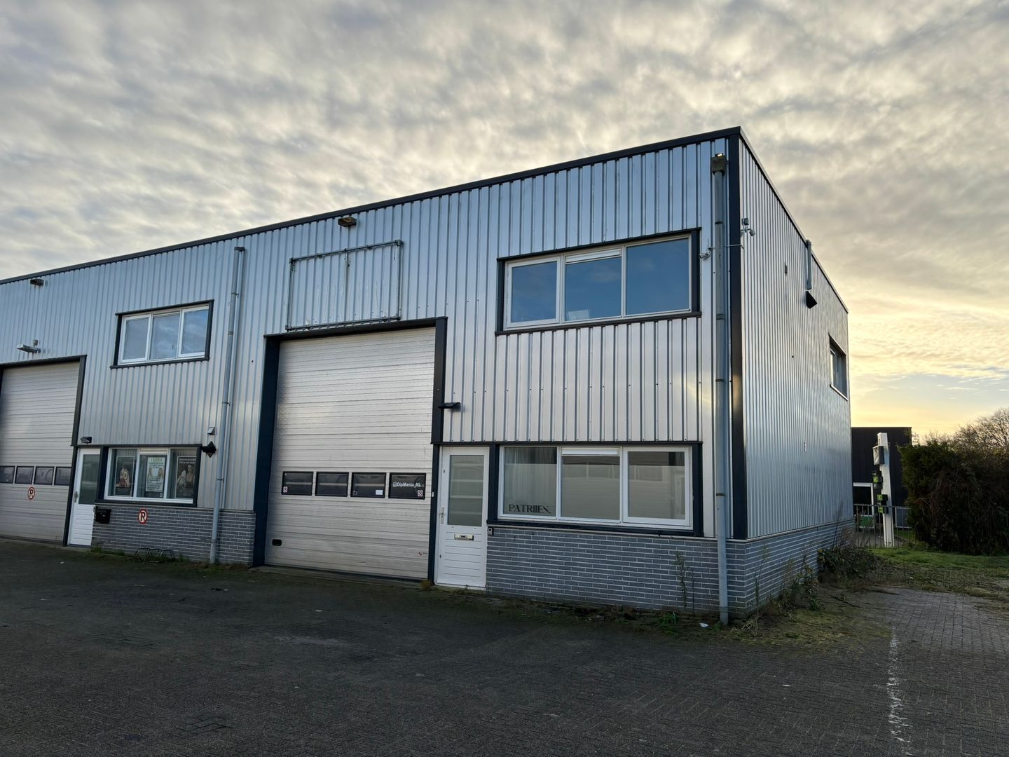 Bekijk foto 5 van de Oude Veiling 79-T