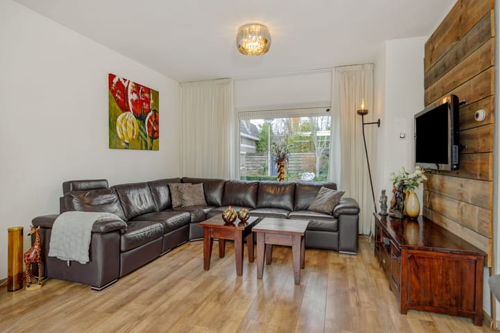 Foto 2 van Teugenaarsstraat 83