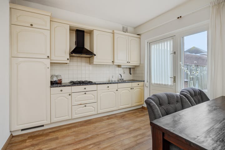 Foto 5 van Teugenaarsstraat 83